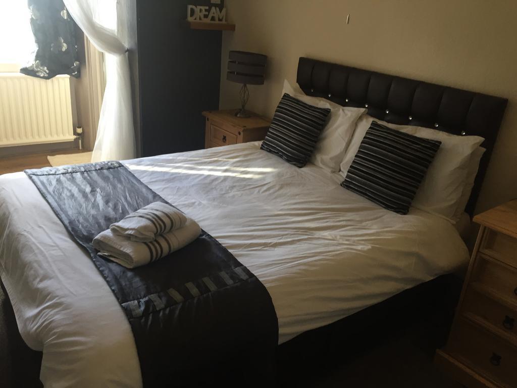 Dimple Well Lodge Hotel 웨이크필드 객실 사진