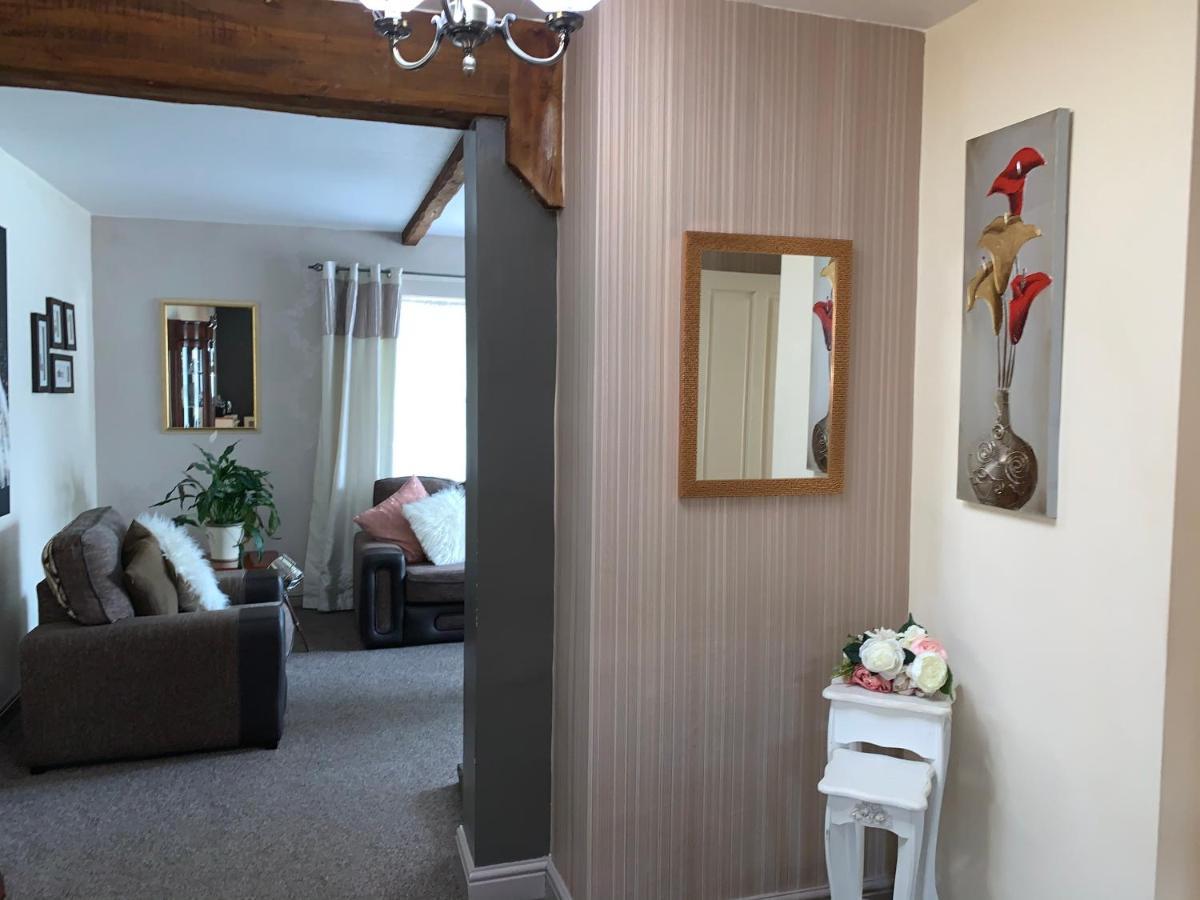 Dimple Well Lodge Hotel 웨이크필드 외부 사진